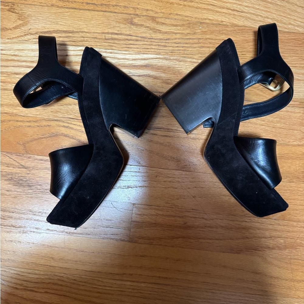Celine Black Leather Chunky Y2K platform wedge Sandals with Gold Buckle - Picture 2 of 5